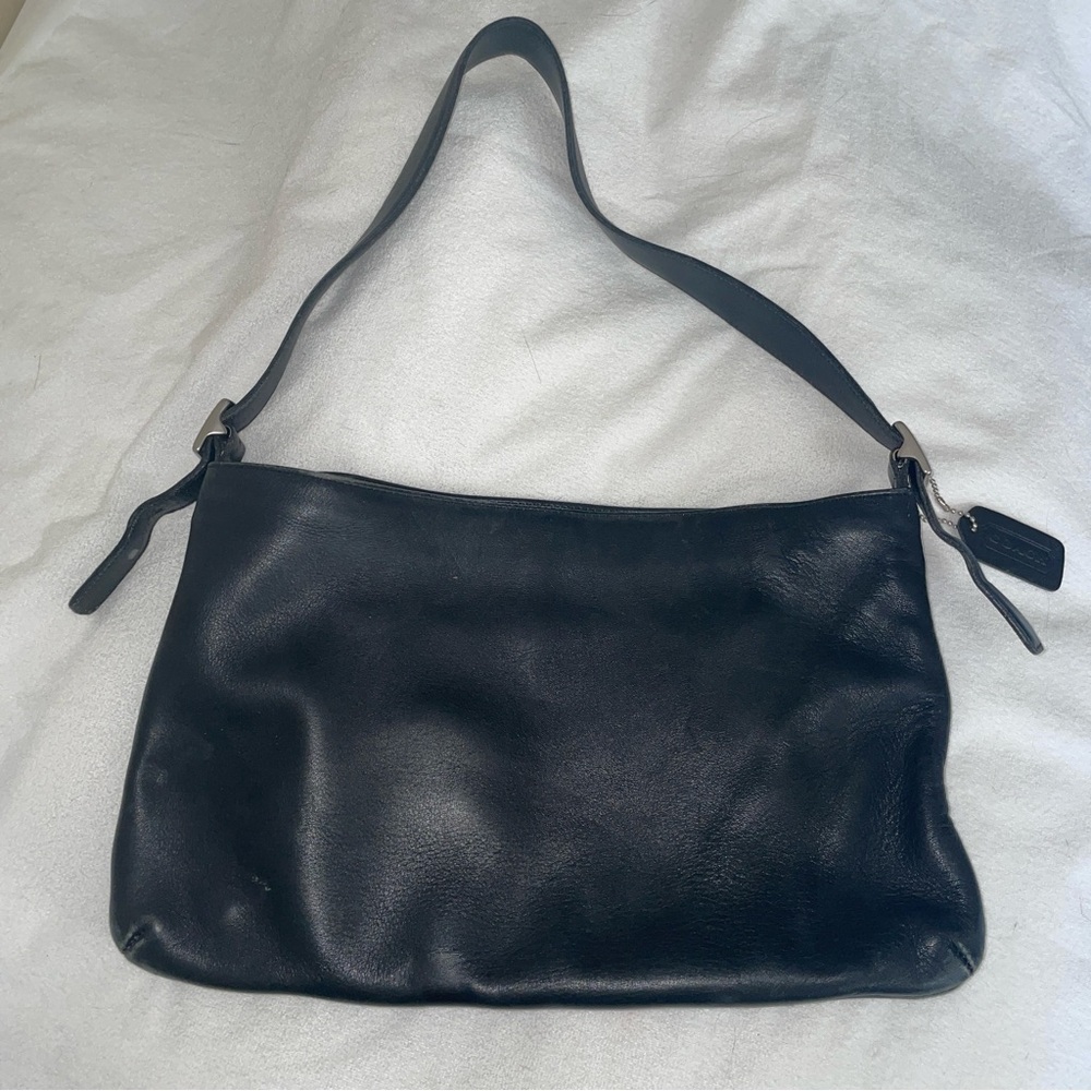 Vintage coach leather shoulder bag